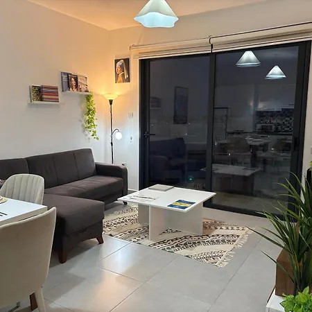 דירה Your Nest Famagusta Apartment Dherinia