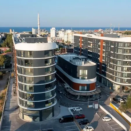 Your Nest Famagusta Apartment דירה *